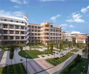 �Ϸ��������W(xu��)У