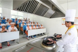 {��h���н��O�WԺ����I��B